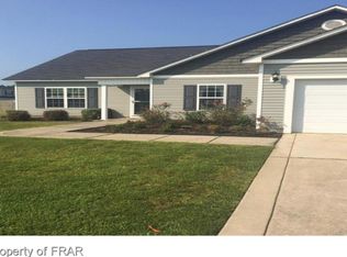 405 Bellgrove Dr, Hope Mills, NC 28348