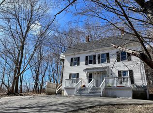 14 Main St #A, Topsham, ME 04086