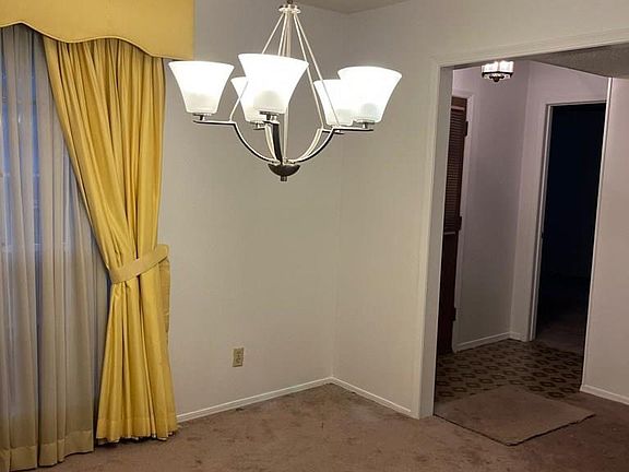 5th image of 25 Cobblestone Cir