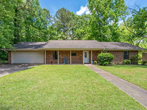 1708 Creekwood Dr, Arkadelphia, AR 71923