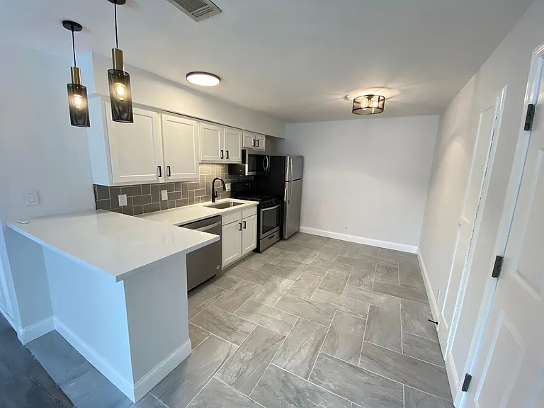 E 15th Ave 325 TPP — Photo 44