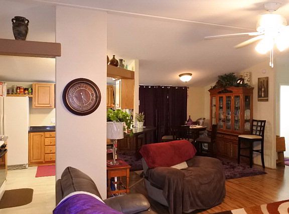 5th image of 447 N Teeples Dr