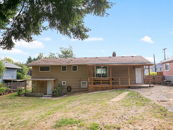 2nd image of 4806 NE 56th Ave