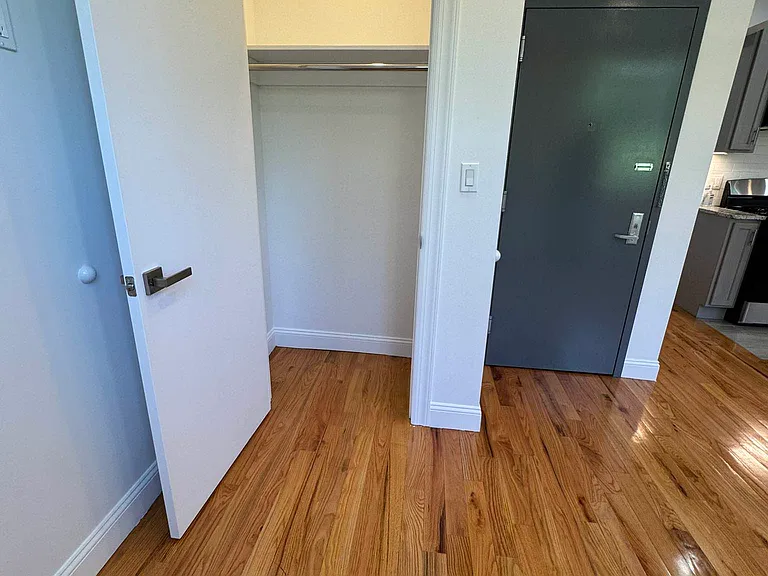 245 Newkirk Ave #2 — Photo 10