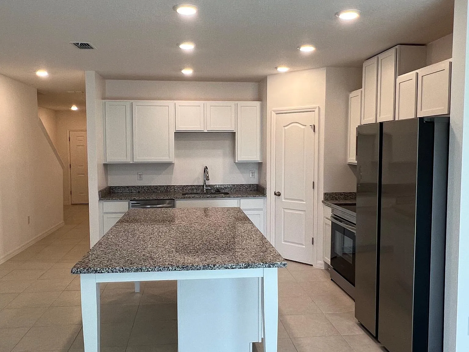 32162 Pond Apple Bnd — Photo 3