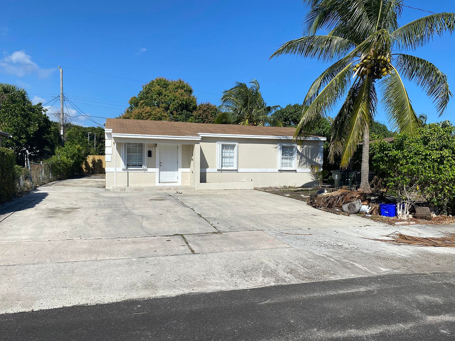 1202 15th Ave S, Lake Worth, FL 33460 | Zillow