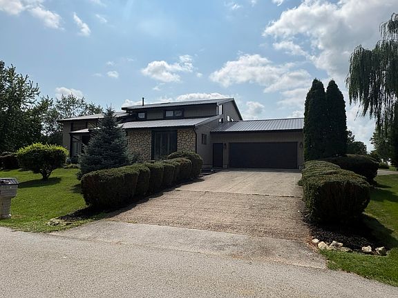 3rd image of 119 Schelich Dr