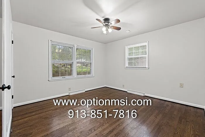 7829 Dearborn Dr — Photo 16