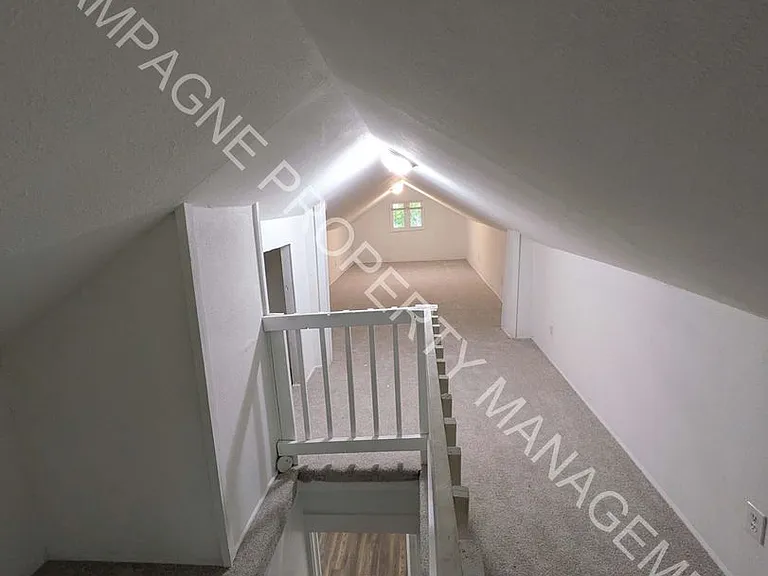 4026 Agnes Ave — Photo 15