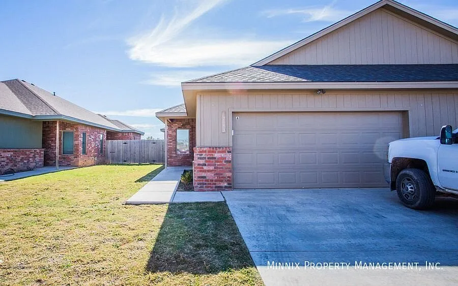 3 bedroom/ 2 bath | Cooper ISD | 1713 102nd St. #A — Photo 2