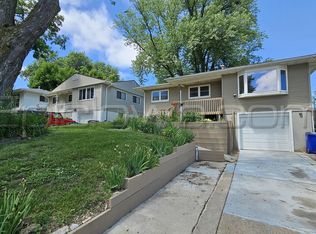 1510 14th Ave SW, Cedar Rapids, IA 52404