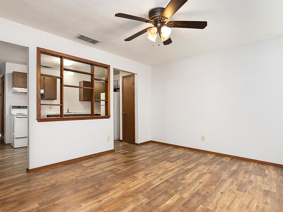 1st image of 1902 Lamar St APT 2