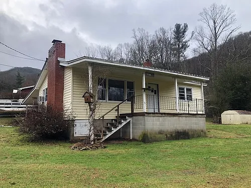 1446 Camp Branch Rd Photo 1