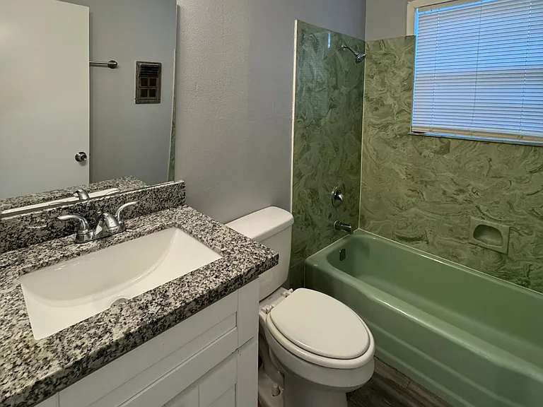 3270 Christopher St — Photo 15