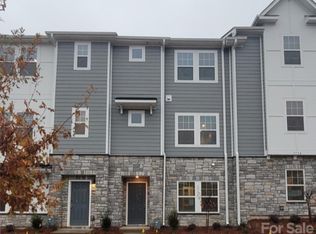 3738 Memorial Pkwy, Charlotte, NC 28217