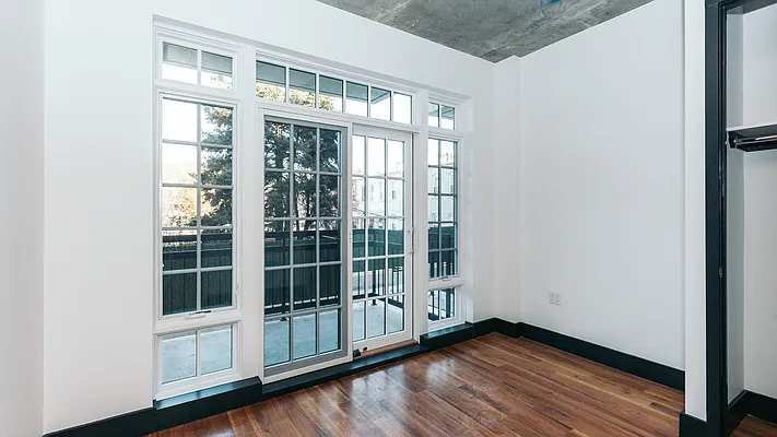 Rented by Nooklyn NYC LLC | media 36