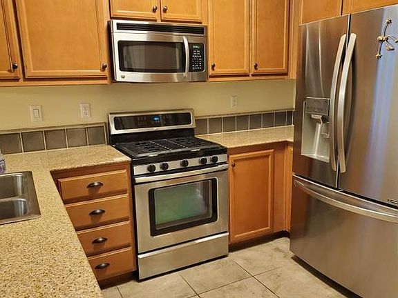 3rd image of 50 Regency Park Cir Unit 14101