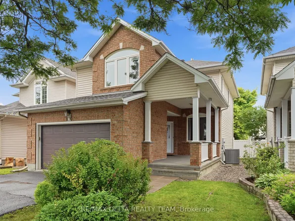 1130 Marchant Dr, Ottawa, ON K4A 4A7