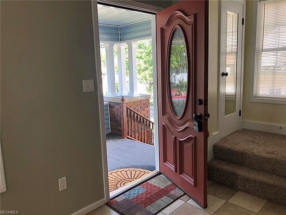 3rd image of 1379 Dietz Ave