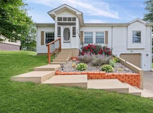 1408 Oak St, Atchison, KS 66002