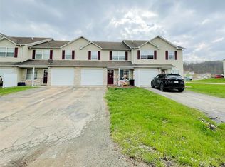 405 Shade Tree Ln, Farmington, MO 63640