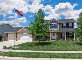 99 Stonebrooke, Troy, IL 62294