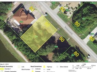 26 Tournament Rd, Rotonda West, FL 33947