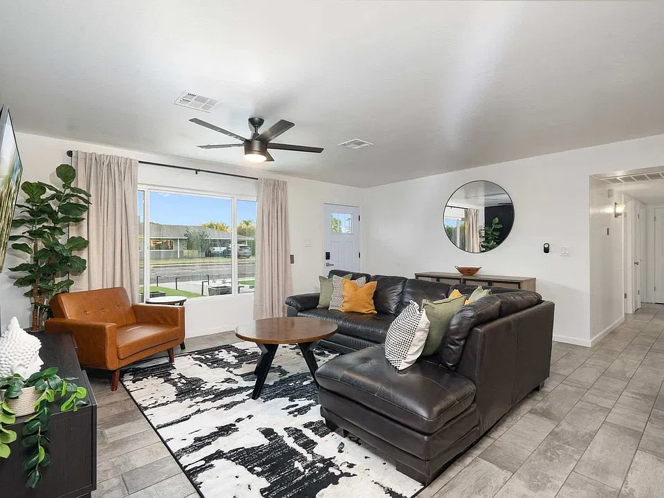 2315 N Granite Reef Rd #ID1639125P