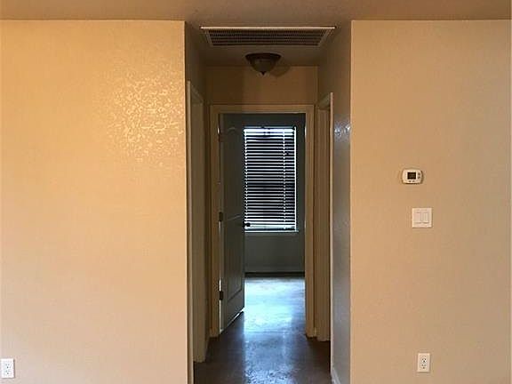 3rd image of 1165 Brown Rock Dr