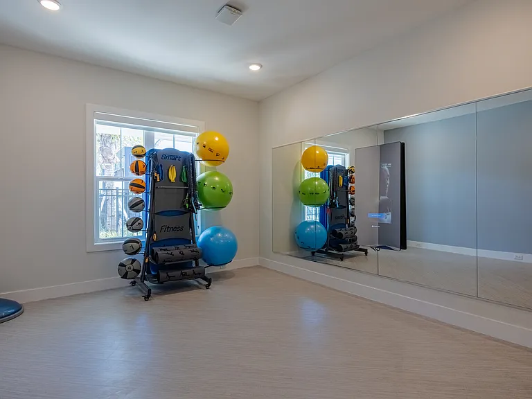 Madison Grove — Photo 26