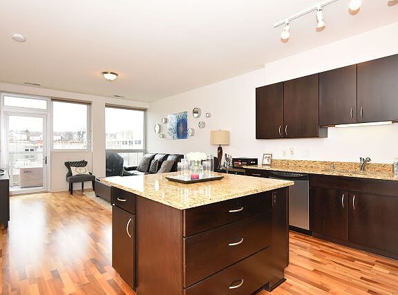 4th image of 1902 N Commerce St APT 213