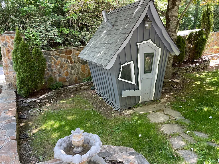 283 Tanglewood Dr — Photo 18