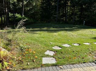 37 Lake Country Rd, Meredith, NH 03253