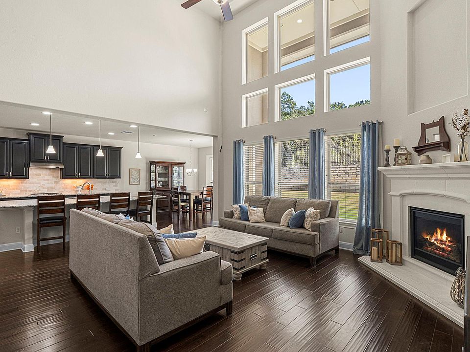1st image of 235 Senna Dr
