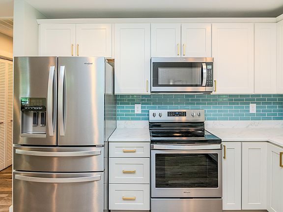 5th image of 1051 Marble Creek Ln