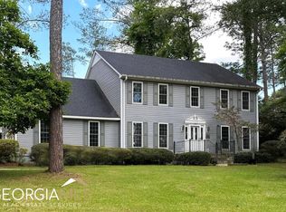 401 Lake Front Dr, Warner Robins, GA