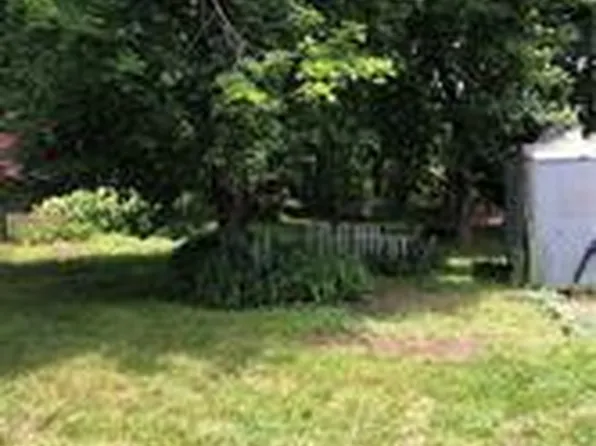 92 Scotland Avenue, Madison, CT 06443