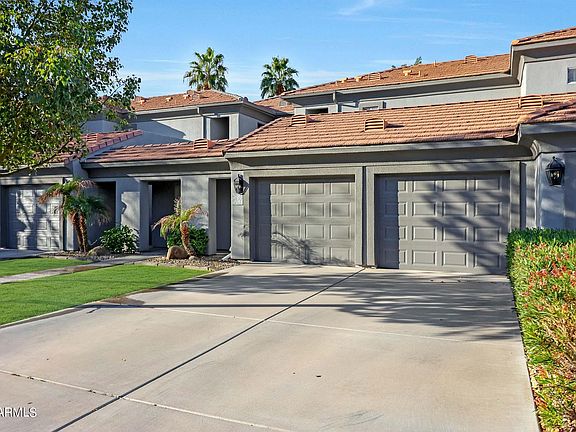 4th image of 7401 W ARROWHEAD CLUBHOUSE Drive #1059