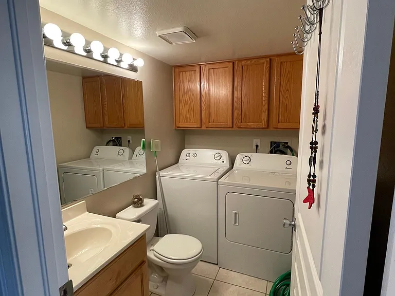 770 W Moorhead Cir #C — Photo 13