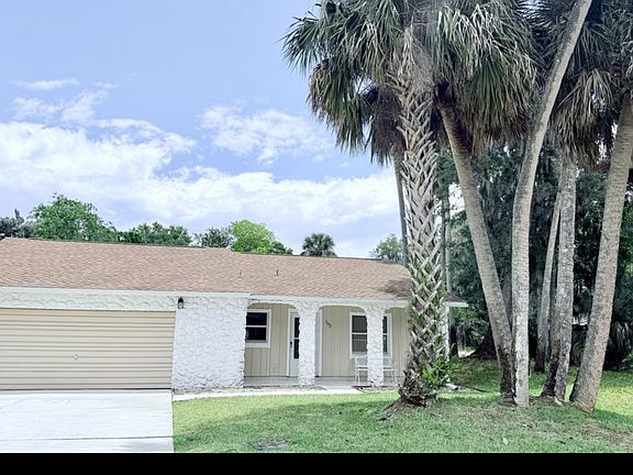 3rd image of 102 Camino Cir