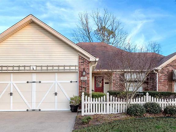 2nd image of 12611 Cherry Laurel Dr