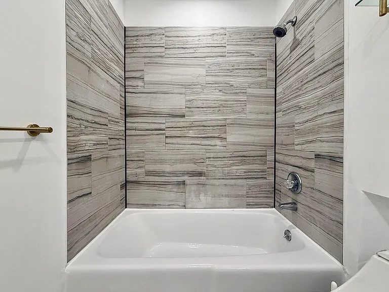 1001 Clinton St #5B — Photo 18