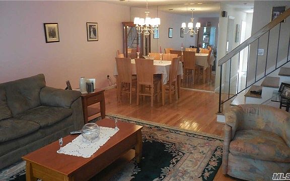 2nd image of 213 Poplar Ct #213