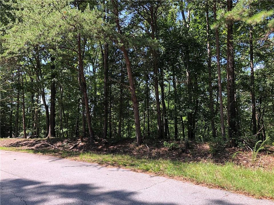 2nd image of 6270 Autumn Hill Dr Lot 35