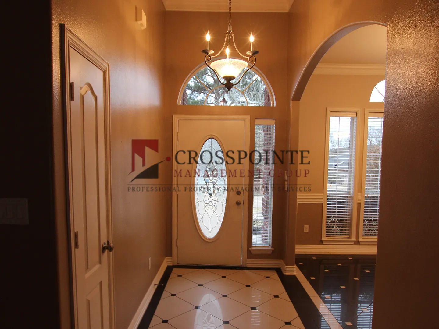 Coming soon: Beautiful 4 bedroom home in Oasis South! — Photo 3