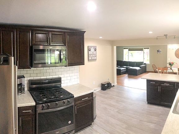 2nd image of 630 Lake Ave