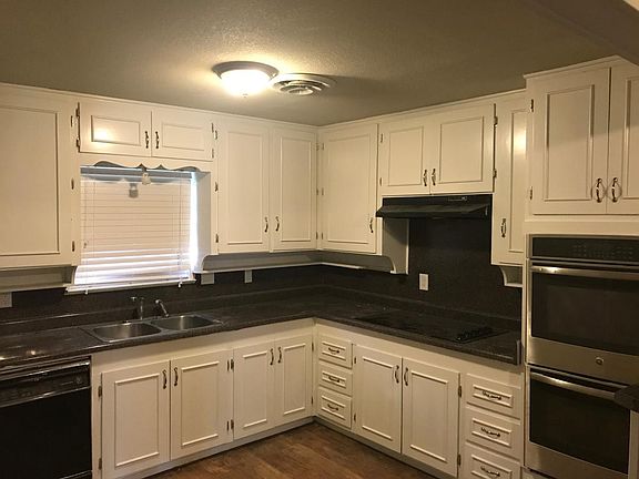 Kitchen - Front House
