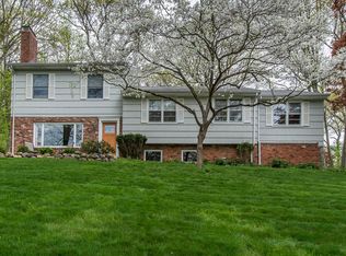 47 Lookout Rd, Mountain Lakes, NJ 07046