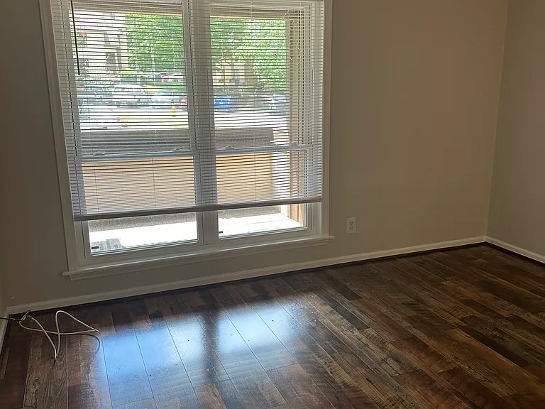 5730 Dockside Dr — Photo 9