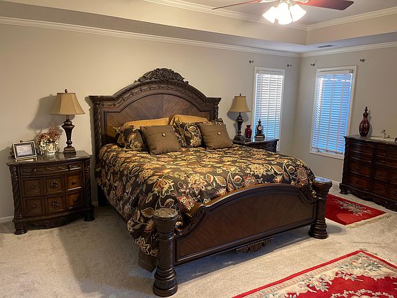 4th image of 1788 Red Oak Ct